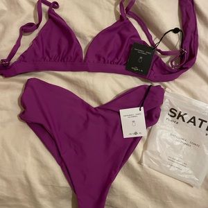 SKATIE Melly bottom and Kourtney Top
